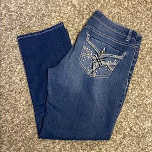 Apt9 Size 8 Jeans Nice Condition